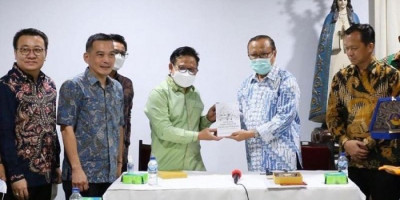 Sambangi Uskup Agung Jakarta, Muhaimin Iskandar Sampaikan Keinginan Ketemu Paus Fransiskus