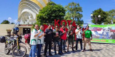 Cuaca Buruk Halang Tim JKW-PWI Memasuki Kalimantan