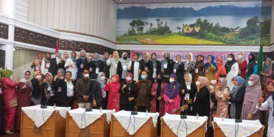 Emma Yohanna Ajak Perempuan Berkontribusi Membangun Bangsa