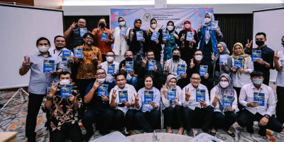 Menutup Tahun 2021 Komite II DPD RI Luncurkan Buku Kilasbalik Pengabdian