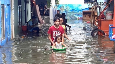 Warga Jakarta yang Tinggal di Pesisir Diminta Waspadai Banjir Rob Mulai 18 Desember