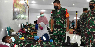 Peringati Hari Juang TNI AD, Ratusan Prajurit TNI dan Polri Ikut Donor Darah 