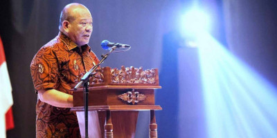 Topang Pertumbuhan Ekonomi, Ketua DPD RI Minta Pertumbuhan Pedagang Eceran Dijaga