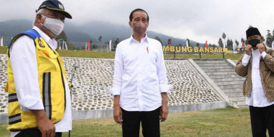 Presiden Jokowi Resmikan Empat Embung Untuk Peningkatan Produktivitas Kawasan Perdesaan di Jawa Tengah