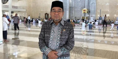 Mantan Ketua BPK Harry Azhar Meninggal Dunia