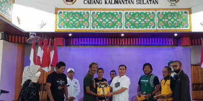 Tiba di Bumi Lambung Mangkura, Tim JKW-PWI Disambut Ketua PWI Kalsel 