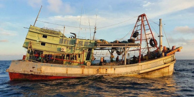 Bakamla RI Tangkap Kapal Vietnam Pencuri Ikan di Laut Natuna Utara