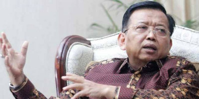 Ahmad Muqowam: Fitnah Keji! Karangan Bunga Kemenangan SAS di Muktamar ke 34 NU