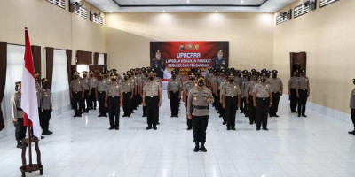69 Anggota Polres Blitar Kota Naik Pangkat di Awal Tahun Baru 2022