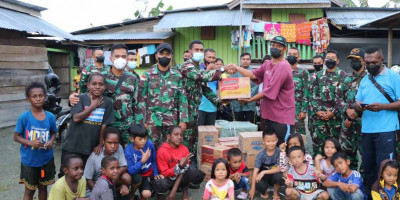 Lanud Silas Papare Kerahkan Personel Bantu Penanganan Banjir di Jayapura