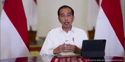 Vaksin Booster Gratis, Jokowi: Keselamatan Rakyat Adalah yang Utama