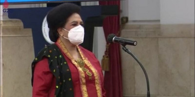 Resmi Dilantik Jokowi, Fientje Maritje Suebu Perempuan Pertama Asal Papua yang Jadi Dubes