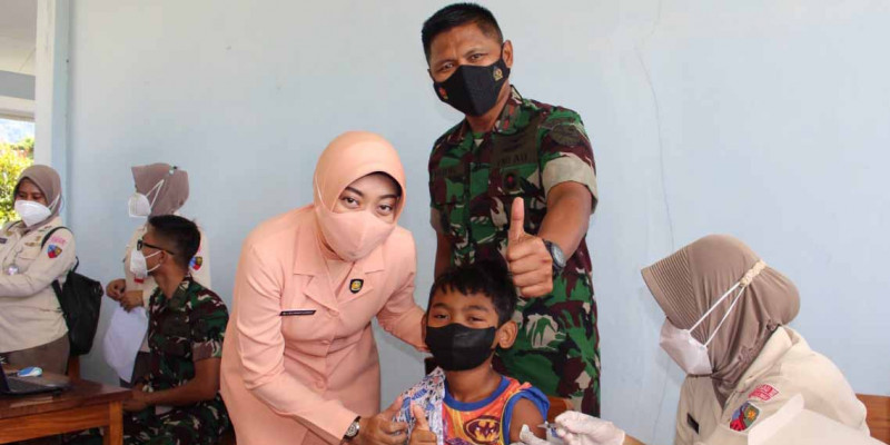 Vaksinasi Untuk Siswa SD Angkasa Lanud Silas Papare dan SD di wilayah Kabupaten Jayapura