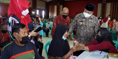 Pemkot Blitar Akan Coret Penerima Bantuan KKS Ganda