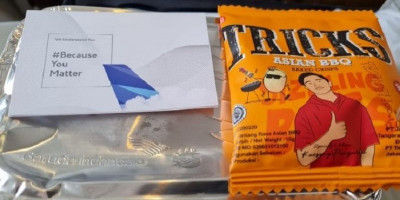 Beredar Foto Makanan Ringan dengan Karikatur Kaesang di Garuda Indonesia, Produsennya Bilang Begini