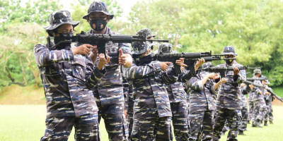 Tingkatkan Profesionalisme Prajurit, Kowal Korps Marinir Wilayah Barat Laksanakan Latihan Menembak