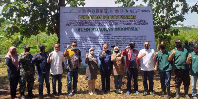 Nandur Pohon Bersama Pada Kawasan Perlindungan Setempat