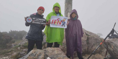 Dari Puncak Gunung Latimojong Sulawesi Dikumandangkan HPN 2022 di Kendari