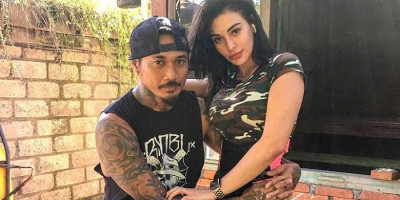 Pesan Jerinx ke Nora Alexandra di Hari Valentine: Sorry My Baby, Madam Vlaminora, Papa Minta Maaf