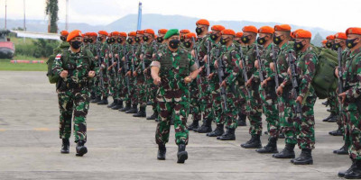 Pangdam XVII/Cenderawasih Lepas Satgas Kopasgat 