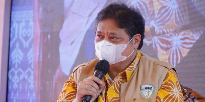 Petani Sawit Minta Perpanjangan Jabatan Presiden Jokowi, Airlangga Hartarto Janji akan Sampaikan Aspirasi