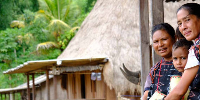Tim JKW PWI Kunjungi Kampung Rumah Adat Bena