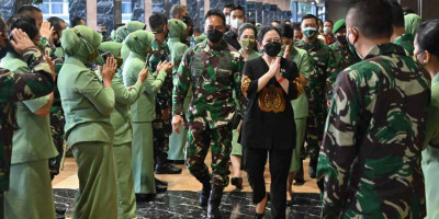 Di Rapim TNI-Polri 2022, Puan Beri Pembekalan 