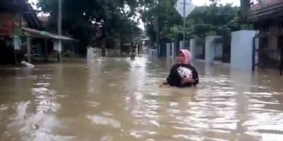 2.433 Rumah Warga di Cirebon Kebanjiran hingga 2 Meter, 9.707 Jiwa Terdampak