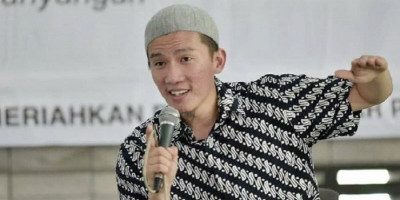 Nama Ustaz Felix Siauw Kembali Masuk Daftar Penceramah Radikal, Reaksinya Mengejutkan