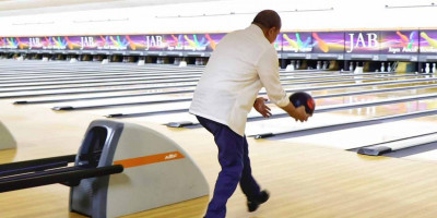 Bertemu Khofifah, LaNyalla Perjuangkan Lahan untuk Arena Bowling di Jawa Timur