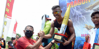 Lomba Dragon Boat Race Piala Danpasmar 2 Berakhir