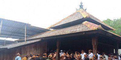Utusan Mahamenteri Sinuhun Panembahan Agung Tedjowulan Nyadran di Pemakaman Imogiri