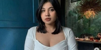 Dea OnlyFans, Raup Keuntungan dari Video Syur Bareng Pacar