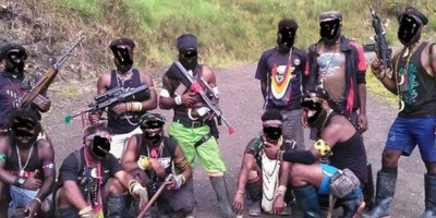 TNI Diserang KKB dari Berbagai Arah, Satu Marinir Gugur di Nduga