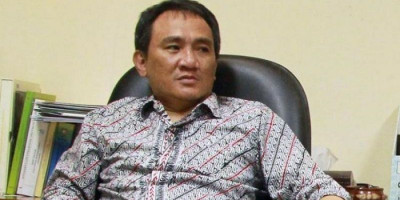 KPK Panggil Andi Arief Terkait Suap Bupati Penajam Paser Utara
