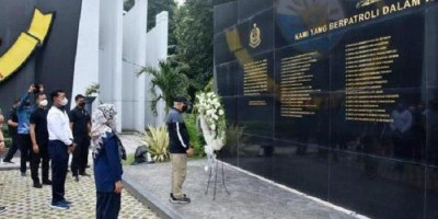 Doa Khusyuk Ma'ruf Amin untuk Prajurit KRI Nanggala-402 dan Teriakan Prajurit 'Jalesveva Jayamahe'