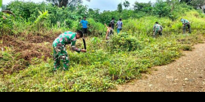 Peduli Alam Papua, Satgas Yonif 126/KC Bersama Masyarakat Laksanakan Gotong Royong