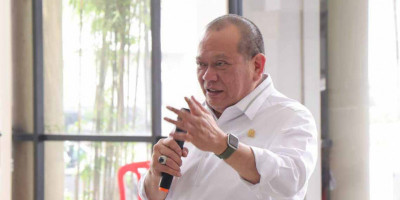 Ketua DPD RI Ajak Masyarakat Jatim Awasi Penyaluran Solar Bersubsidi