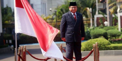 Survei Indikator: Prabowo dan Ganjar Bersaing Ketat, Selisih Tak Sampai Satu Persen 