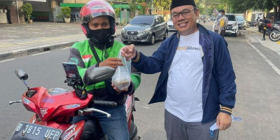Kampanyekan Kebiasaan Berbagi, DPP GARPU Bagikan 1.000 Takjil di Jakarta