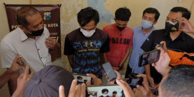 2 Penyebar Hoaks Klitih dan Bekal di Kota Blitar Ditangkap, Diminta Tandatangani Pernyataan