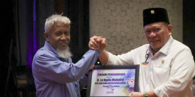 Hadiri Diskusi APIB, LaNyalla Dapat Penghargaan Pejabat Pro Rakyat