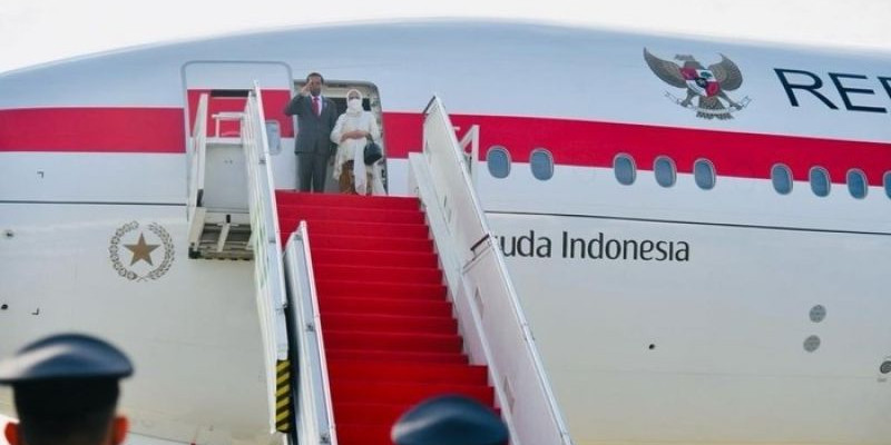 Pesawat Kepresidenan Tidak Muat, Alasan Jokowi Terbang ke Amerika Pakai Pesawat Garuda Indonesia