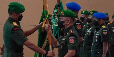Dankodiklatad Pimpin Serah Terima Jabatan Dirjian dan Tiga Danpusdik Jajaran Kodiklatad