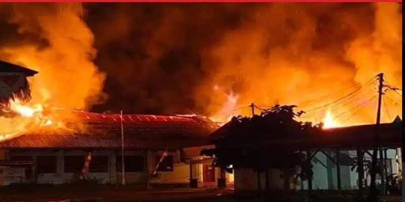 Rumah Guru SMA Negeri 1 Ilaga Dibakar KKB