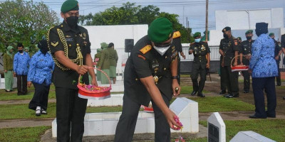Danrem 174 Merauke Pimpin Ziarah 