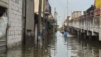 Pakar Geomorfologi UGM Jelaskan Sebab Banjir Rob di Semarang
