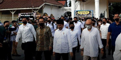 Jokowi Pimpin Pelepasan Guru Bangsa Buya Safii Mariif