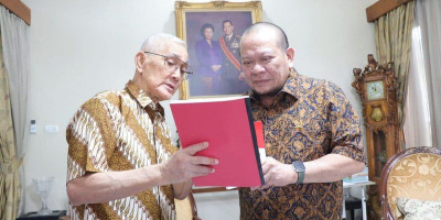 Bertemu Try Sutrisno, LaNyalla Dapat Wasiat untuk Selamatkan Bangsa dan Negara
