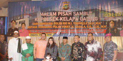Komandan Yonmarhanlan III Hadiri Acara Pisah Sambut Kapolsek Kelapa Gading. 